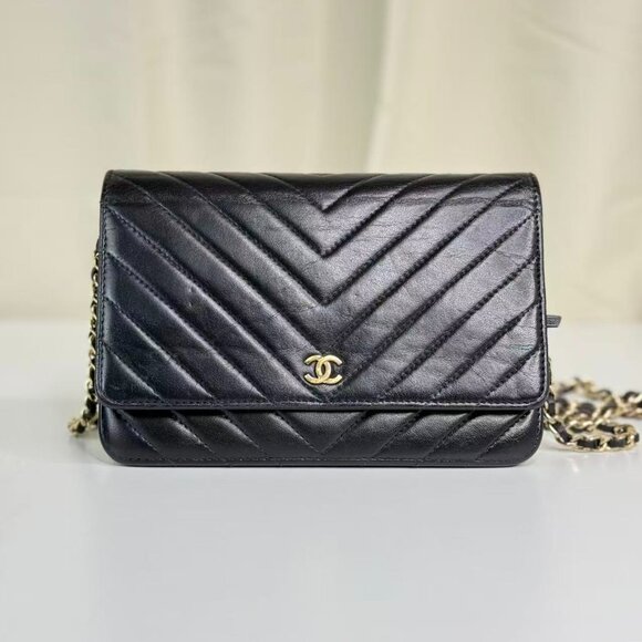 Chanel Black Chevron Quilted WOC Wallet on Chain Crossbody Bag with Gold Hardwar - Picture 1 of 9